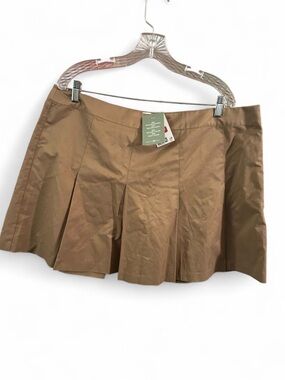 Pleated Mini Skirt in Camel Brown